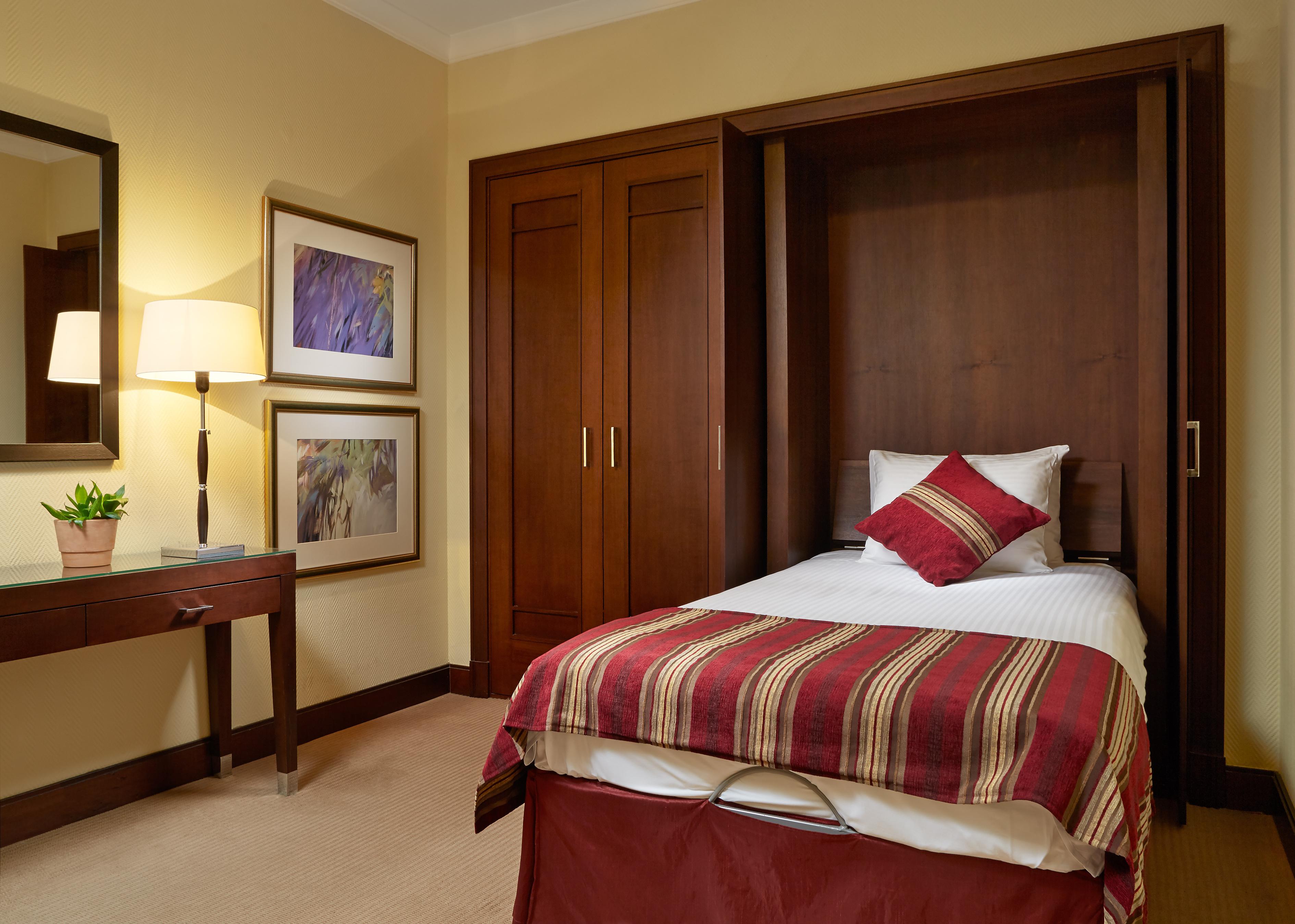 Corinthia Hotel