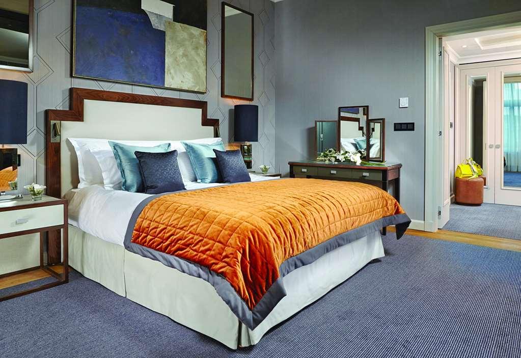 Hotel Corinthia 5*